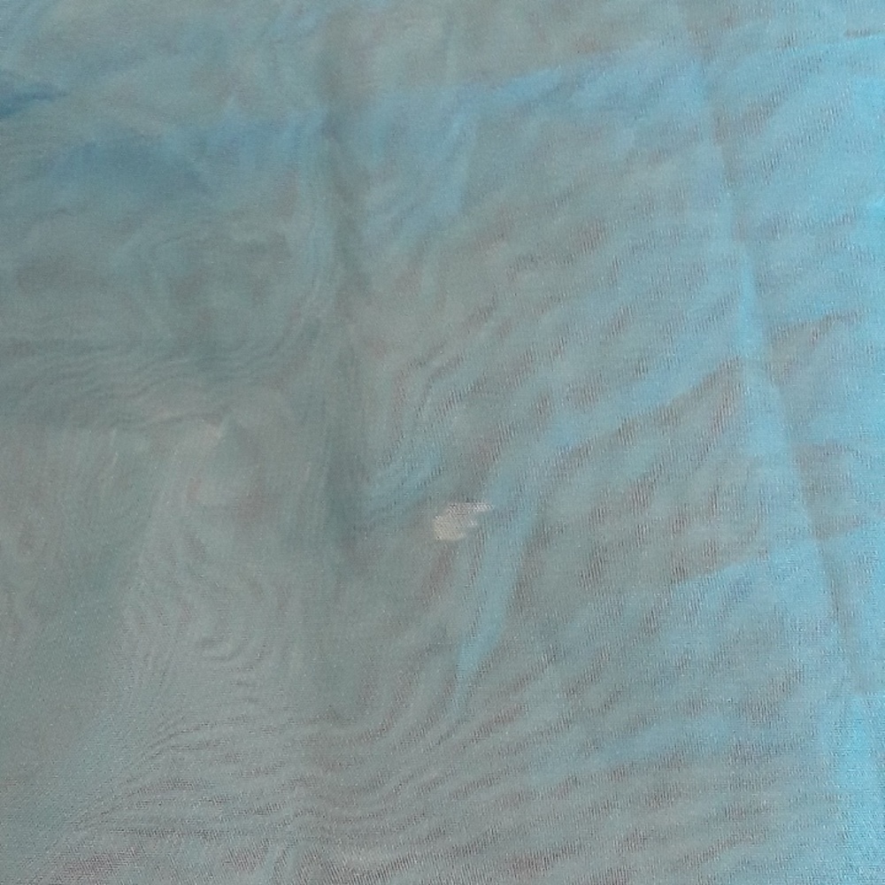 Pretty Studio Y Top - Picture 15 of 15